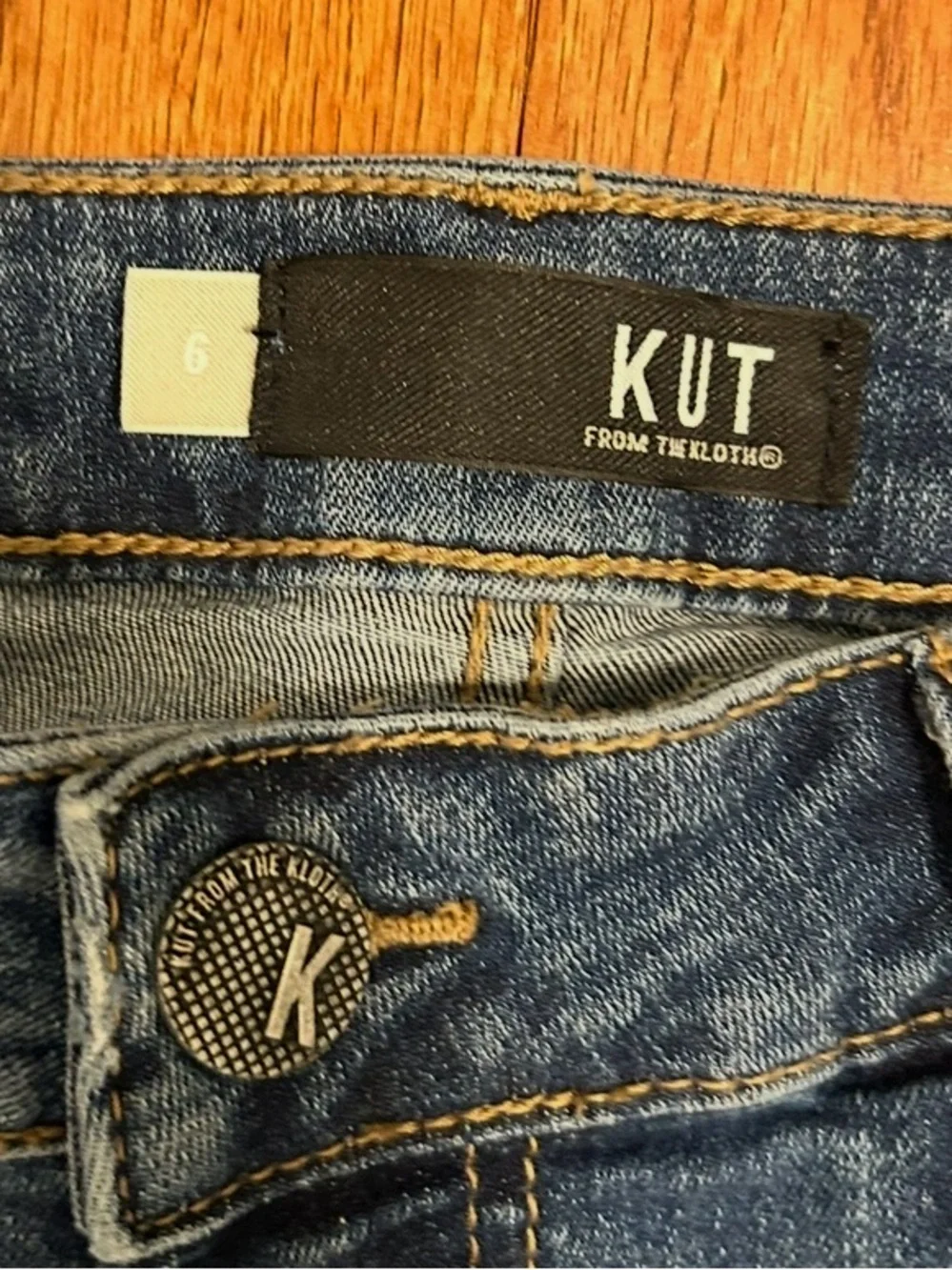 Kut from the Kloth High-Rise Button-Fly Distressed Jeans - Blue Size 6